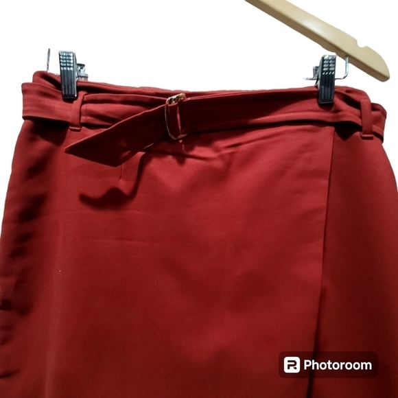 WHBM Red Side Slit Work Career Skirt Wardrobe Staple Belt with Liner - Picture 3 of 8